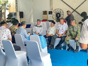 Jumat Terakhir Ramadan, Fadhlullah dan Tito Salat Jumat di Masjid Darussalam Aceh Tamiang
