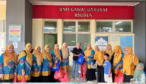 PGMNI Aceh Bagikan 320 Paket Berbuka untuk Abang Becak, Pasien dan Nakes RSUZA