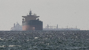 Abbas Araqchi: Selat Hormuz "terbuka" bagi kapal non-musuh