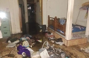 Diduga Korsleting Listrik, Kamar Rumah di Samatiga Aceh Barat Hangus Terbakar
