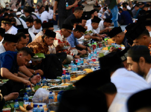 Ramfest 2026 Resmi Ditutup, Ribuan Warga Buka Puasa Bersama di Masjid Raya Baiturrahman