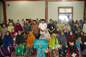 Bupati TRK Bersama BSI Salurkan THR Ramadhan untuk 400 Anak Yatim dan Dhuafa