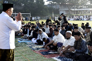 Wabup Aceh Tengah Salat Id di Musara Alun, Ungkap Pesan Haru Pascabencana