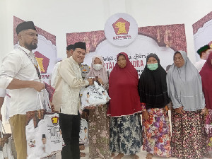 Di Tengah Kesibukan sebagai Wagub, Fadhlullah Tempuh Studi Magister Manajemen di USK