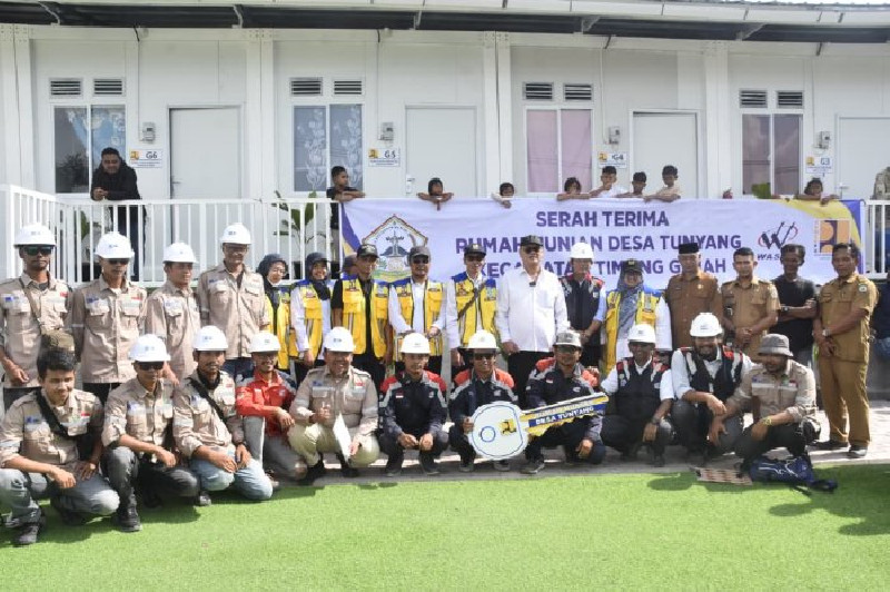 Bupati Bener Meriah Terima 228 Unit Huntara untuk Korban Bencana di Tunyang