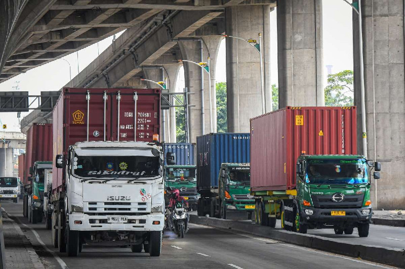 124 Perusahaan Langgar Aturan, Pemerintah Ancam Bekukan Izin Truk