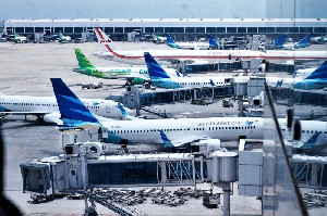 Atasi Lonjakan Avtur, Pemerintah Gerak Cepat Tekan Harga Tiket Pesawat