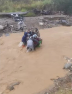 Sesuap Nasi Dalam Bayangan Maut