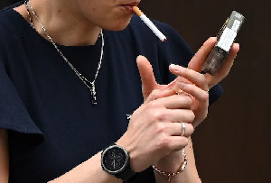 RUU Tembakau dan Vape Inggris Disetujui, Generasi Muda Dilarang Merokok Selamanya
