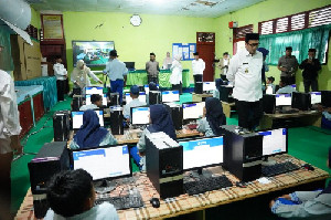 Monitoring TKA SMP di Takengon, Bupati Haili Yoga Soroti Kunci Sukses Siswa