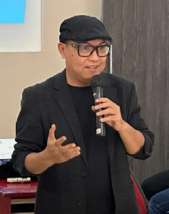 Serangan Keras Nurlis: Humam Disebut Menyesatkan Publik soal Gubernur Mualem