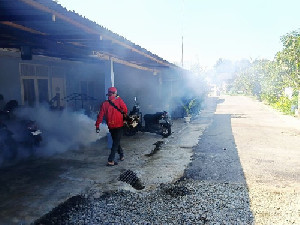 Kasus DBD Ditemukan, Puskesmas Blang Bintang Lakukan Fogging di Lanud SIM