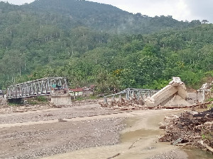 Jembatan Pintu Rime Pining Ambruk Berbulan-bulan, Ketua Pemuda Kecam Keras Pemkab Gayo Lues
