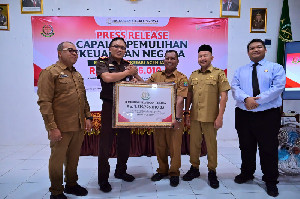 Bupati Safwandi Apresiasi Kejari Aceh Jaya, Pemulihan Keuangan Negara Tembus Rp1,3 Miliar