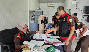 Kantor PT Perikanan Indonesia Simeulue Digeledah Atas Dugaan Korupsi