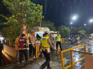 KRYD di Tengah Hujan, Polisi Pastikan Meulaboh Kondusif