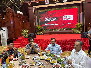 Silaturahmi Akbar Mualem-Dekfad, Ketua PKS Aceh Ismunandar Sampaikan Masukan Pembangunan Aceh
