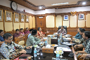 Perselisihan Bupati dan Wabup Pijay, Wagub Aceh Mediasi Penyelesaian
