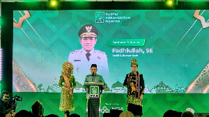 Dek Fadh Minta Pusat Serahkan Kewenangan Pelabuhan Krueng Geukueh ke Aceh