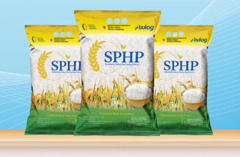 Dampak Harga Plastik, Bapanas Izinkan Bulog Pakai Kemasan Beras SPHP Stok Lama