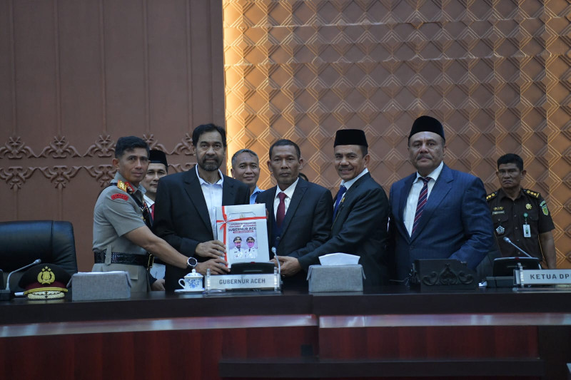 Kapolda Aceh Hadiri Paripurna DPRA Bahas LKPJ Gubernur 2025