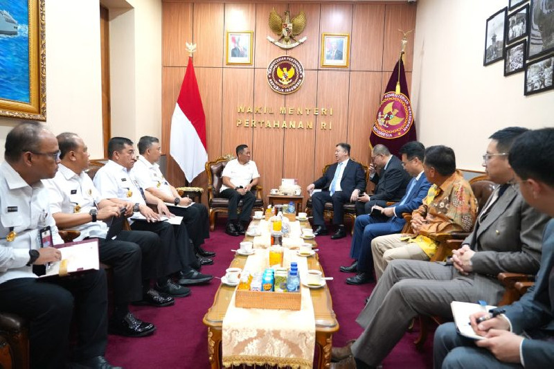 Wamenhan Terima CEO ALIT, Bahas Kerja Sama Teknologi Pertahanan