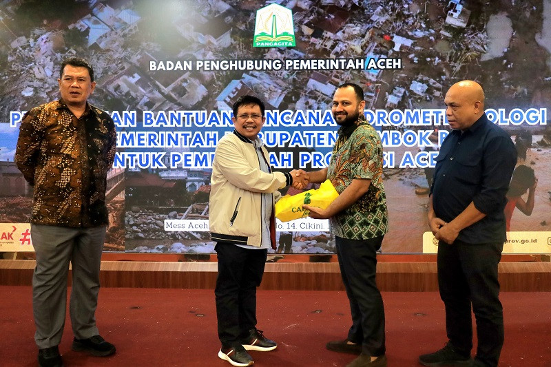 Lombok Barat Salurkan Bantuan Rp275 Juta untuk Korban Bencana di Aceh