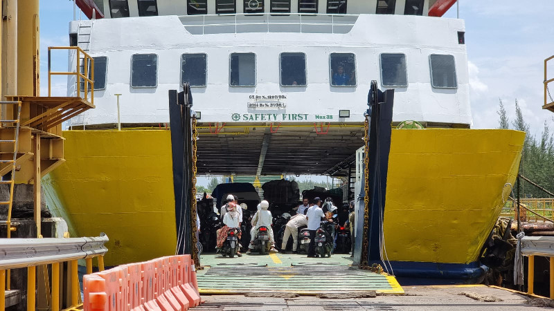 Fenomena Unik Angleb Sabang 2026: Mobil Anjlok 23%, Motor Naik Tajam