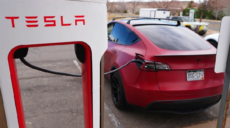Tesla Naik Tipis, Sementara BYD Kian Dominan