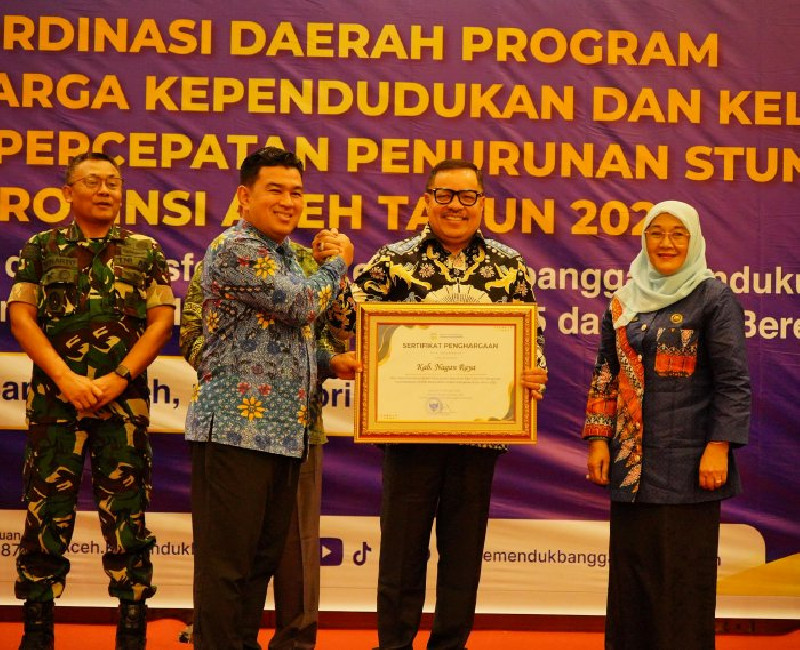 Bupati TRK Terima Penghargaan Penyusunan PJPK Berkualitas dari Kemendukbangga/BKKBN
