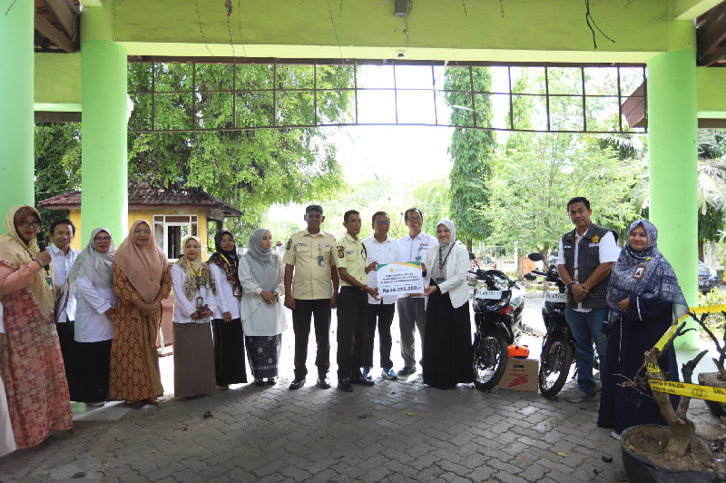 USK Serahkan Motor Baru untuk Satpam FP Pascainsiden Kebakaran