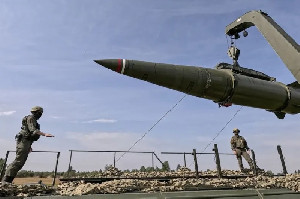 Rusia Gempur Ukraina dengan Rudal Oreshnik, Moskow Klaim Serangan Balasan