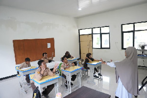 Tunjangan Guru ASND Cair Bulanan, 1,67 Juta Penerima hingga April 2026
