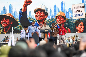 Prabowo Teken Perpres Perlindungan Ojol, Driver Minimal Terima 92% Pendapatan