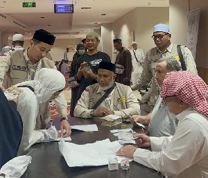 Dana Wakaf Baitul Asyi Mulai Disalurkan, Jemaah Haji Aceh Terima 2.000 Riyal