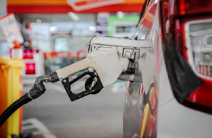 Viral Daftar Kendaraan Dilarang Isi Pertalite per 1 Juni, Pertamina: Itu Hoaks