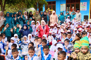 Bunda PAUD Aceh Ajak Orang Tua Biasakan Anak Makan Ikan Sejak Dini