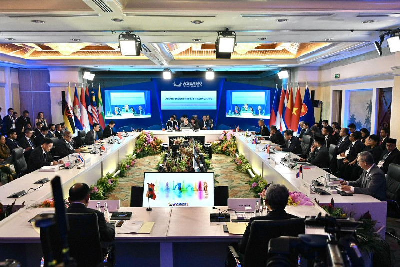 Menlu Sugiono: ASEAN Harus Solid Hadapi Krisis Global