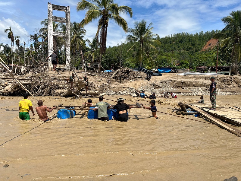 Jembatan Hanyut, Warga Reje Payung Linge Aceh Tengah Butuh Jembatan Darurat
