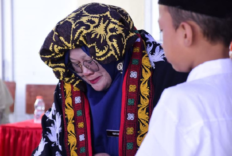 Prosesi Adat Bemunge di Takengon, Simbol Orang Tua Titipkan Anak ke Guru