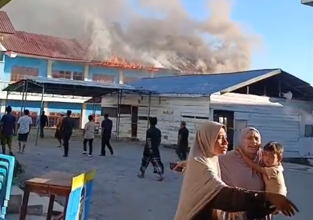 Ponpes Aswaja di  Bener Meriah Terbakar