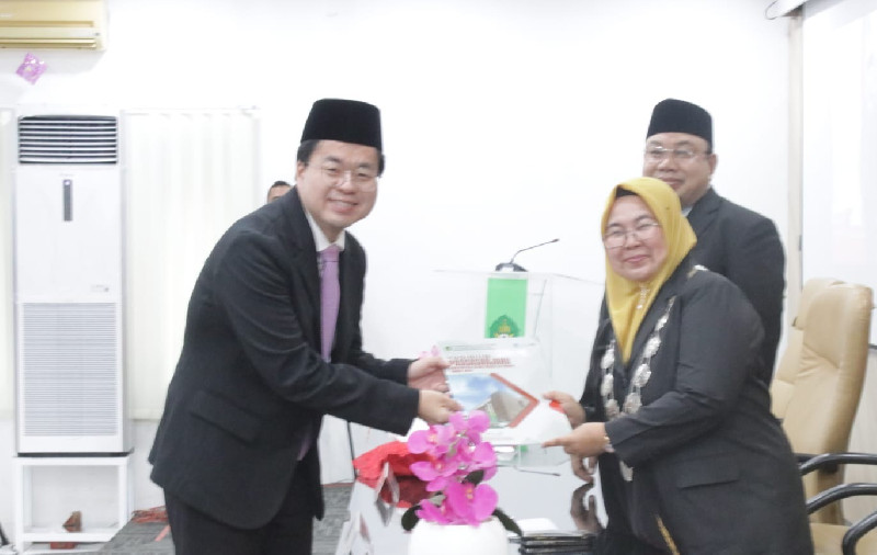 Mahasiswa Korea Selatan Lulus Pascasarjana UIN Ar-Raniry, Teliti Konsumsi Produk Korea di Aceh