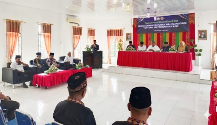 Gelar FGD di Aceh Selatan, Keurukon Katibul Wali Bahas Regulasi Pertambangan dan Hutan Adat