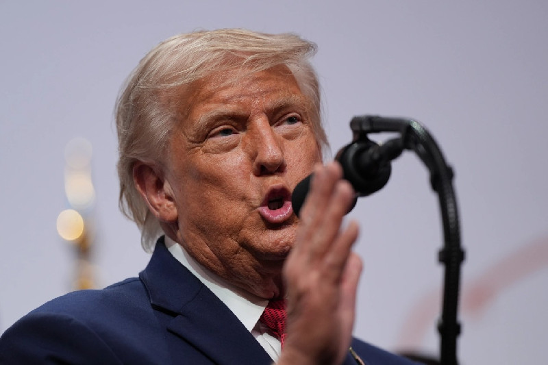 Trump Ancam Iran, Damai di Swiss Terancam