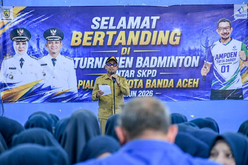 Sekda Banda Aceh Ajak ASN Junjung Sportivitas di Turnamen Badminton Antar-SKPD