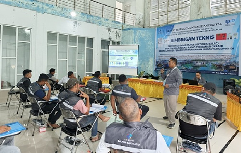 Balmon Banda Aceh Latih 35 Nelayan Idi Gunakan Radio Maritim Sesuai Regulasi