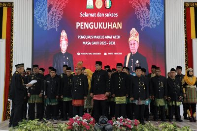 Wali Nanggroe Kukuhkan Pengurus MAA Masa Bakti 2026-2031, Tekankan Jaga Marwah Adat