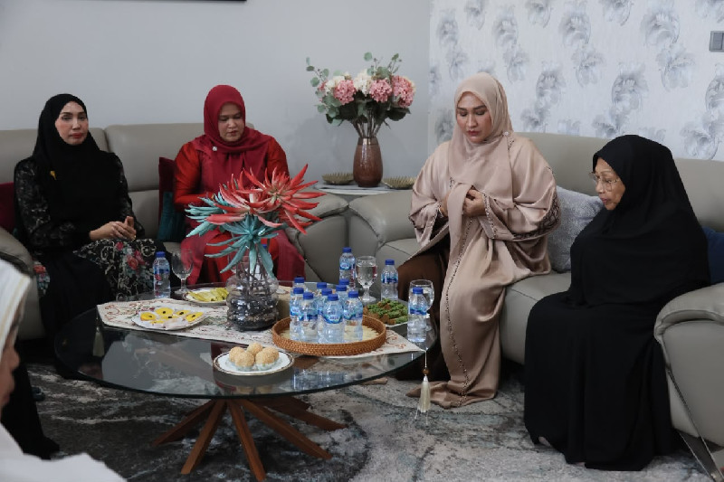 Kak Na: Abu Doto adalah Senior dan Tauladan Kita Semua