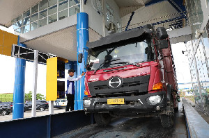 Kemenhub Catat 24,36 Persen Truk Masih Langgar Aturan, Pelanggaran Dokumen Dominan
