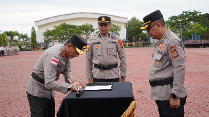 Karorena Polda Aceh Resmi Serahkan Jabatan, Kapolda Beri Pesan Menjelang Purna Tugas